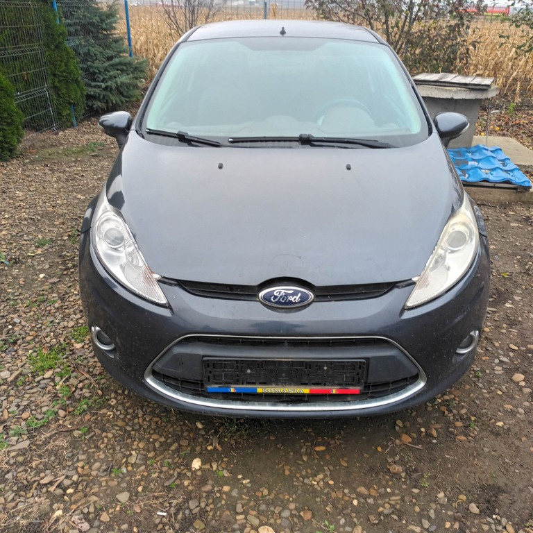 Aripa dreapta fata Ford Fiesta 2009 hatchback 1.4
