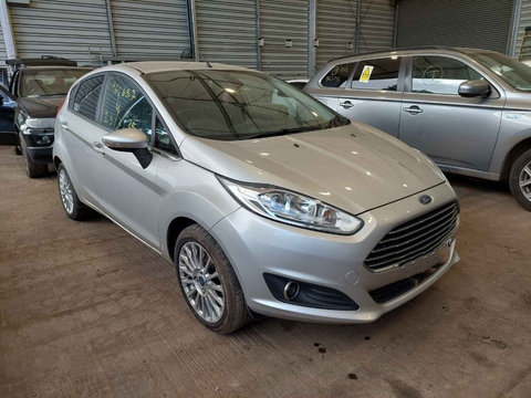 Aripa dreapta fata Ford Fiesta 6 2013 HATCHBACK 1.0 i