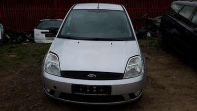 Aripa dreapta fata Ford Fiesta Mk5 2002 hatchback 