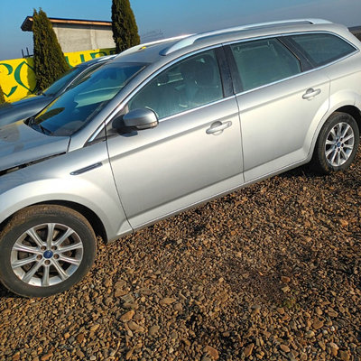 Aripa dreapta fata Ford Mondeo 2012 combi 2.0