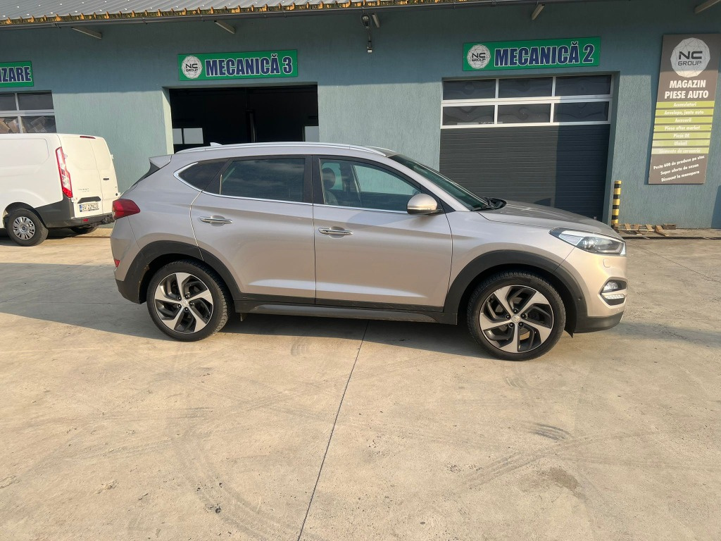 Aripa dreapta fata Hyundai Tucson 3 2016 G4FJ