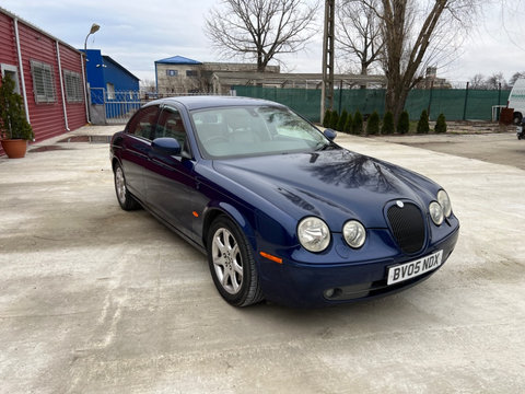 Aripa dreapta fata Jaguar S-Type Limuzina 2.7 D an fab. 2004 - 2007