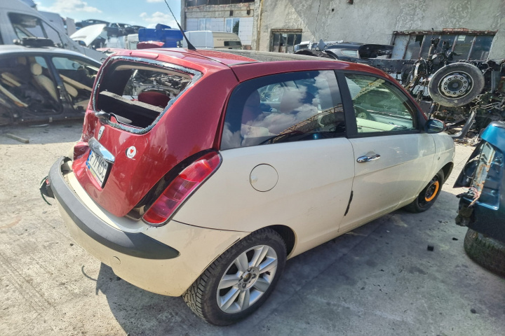 Aripa dreapta fata Lancia Ypsilon 2 (Typ