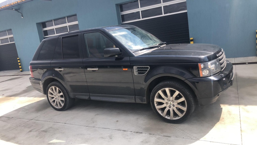 Aripa dreapta fata Land Rover Range Rover Sport 2.7 TDV6