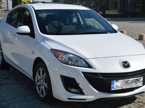 Aripa dreapta fata Mazda 3 2011 Berlina 2.0i DISI