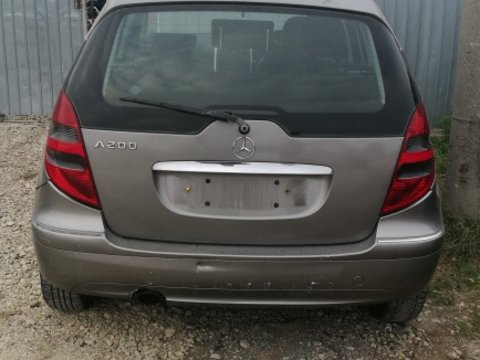 Aripa dreapta fata Mercedes A-CLASS W169 2006 HATCHBACK 2.0 BENZINA