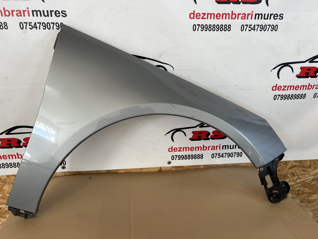 Aripa dreapta fata Mercedes Benz R Class W251 R 350 CDI 4Matic sedan 2011 (A2518800606)