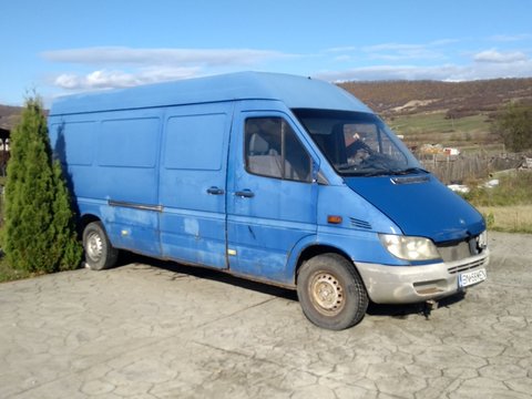 Aripa dreapta fata Mercedes Sprinter W905 2002 Cu 3 panouri 2,2