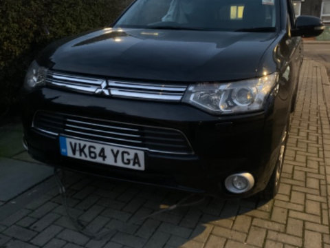 Aripa dreapta fata Mitsubishi Outlander 2015 SUV Hybrid Electric