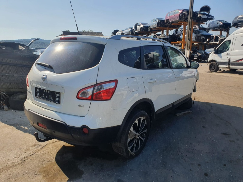 Aripa dreapta fata Nissan Qashqai 2012 +2 2.0 dci 