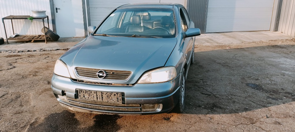 Aripa dreapta fata Opel Astra G 2000 hatchback 1.7 dti