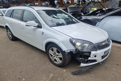 Aripa dreapta fata Opel Astra H 2010 Break 1.7 cdt