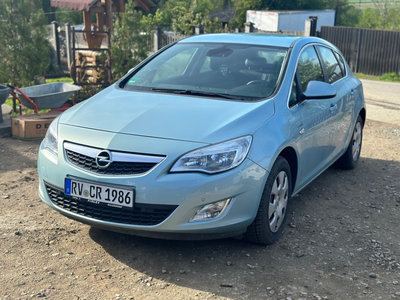 Aripa dreapta fata Opel Astra J 2010 Hatchback 1.4