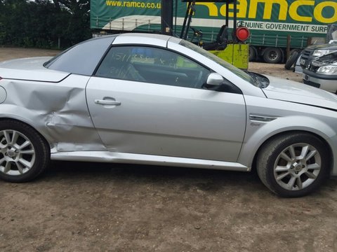 Aripa dreapta fata Opel Tigra TwinTop