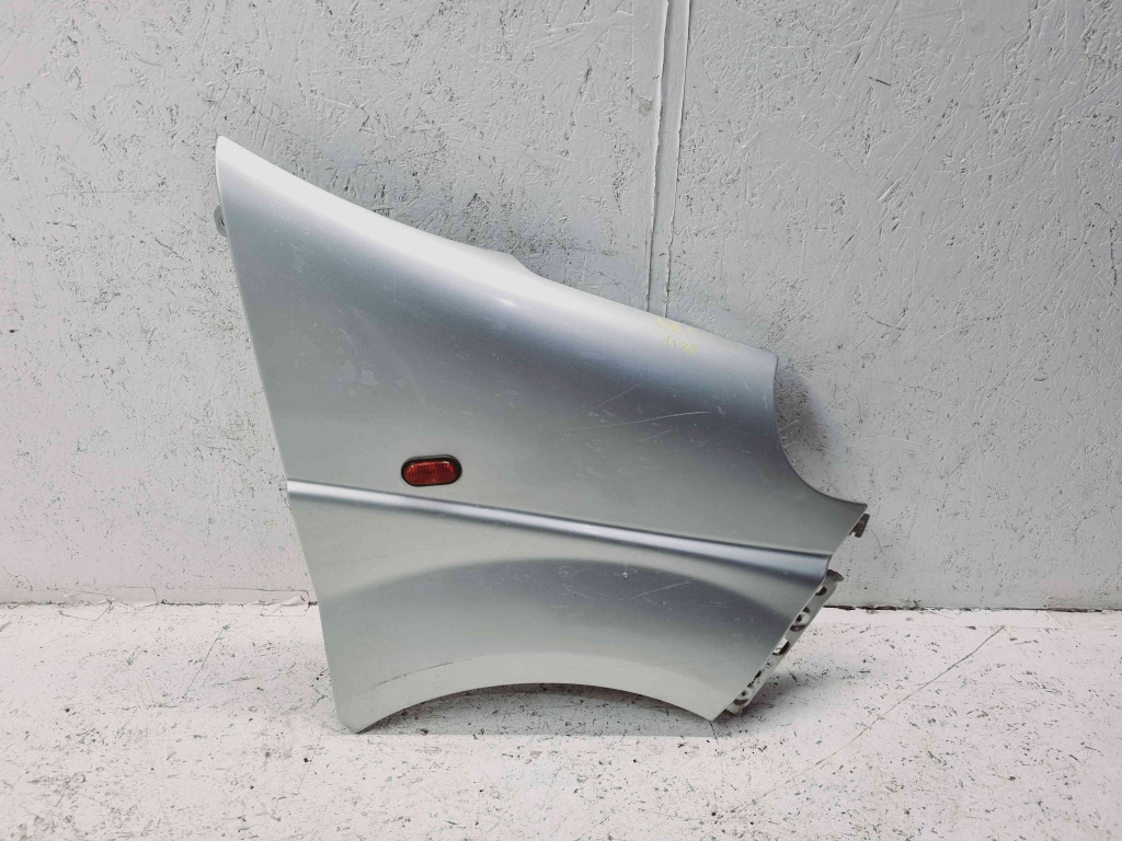 Aripa dreapta fata Opel Vivaro (F7) [Fabr 2001-201