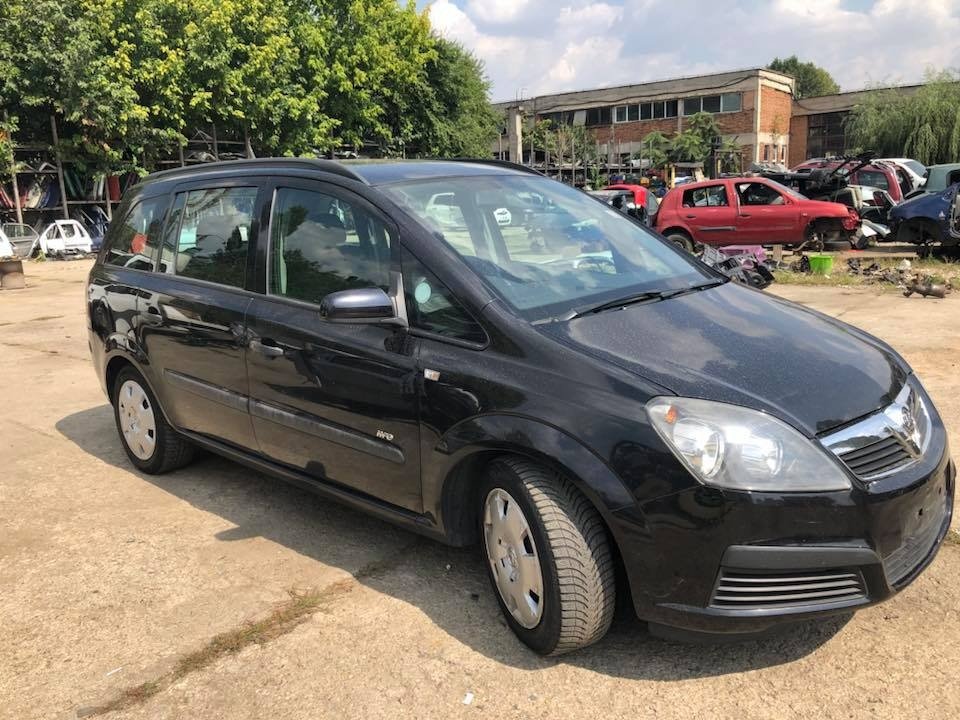 Aripa dreapta fata Opel Zafira 2006 MONO