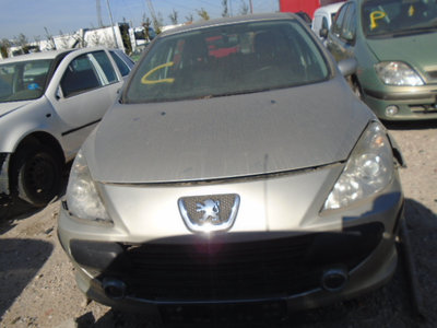 Aripa dreapta fata Peugeot 307 2005 Hatchback 1.6