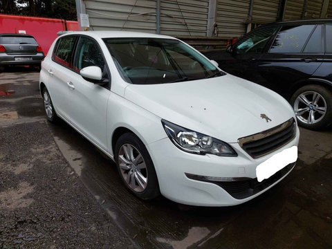 Aripa dreapta fata Peugeot 308 2014 HATCHBACK 1.6 HDI DV6DTED