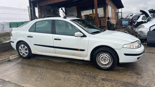 Aripa dreapta fata Renault Laguna 2 2003