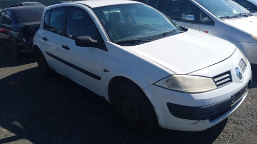 Aripa dreapta fata Renault Megane 2 2004