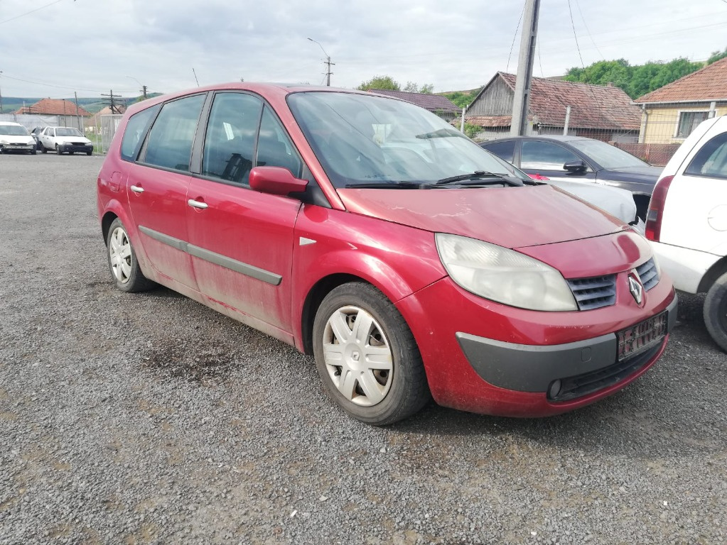 Aripa dreapta fata Renault Scenic 2 2005 1.5 dCI Diesel Cod Motor K9K(732) 106CP/78KW