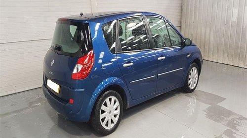 Aripa dreapta fata Renault Scenic 2009 H