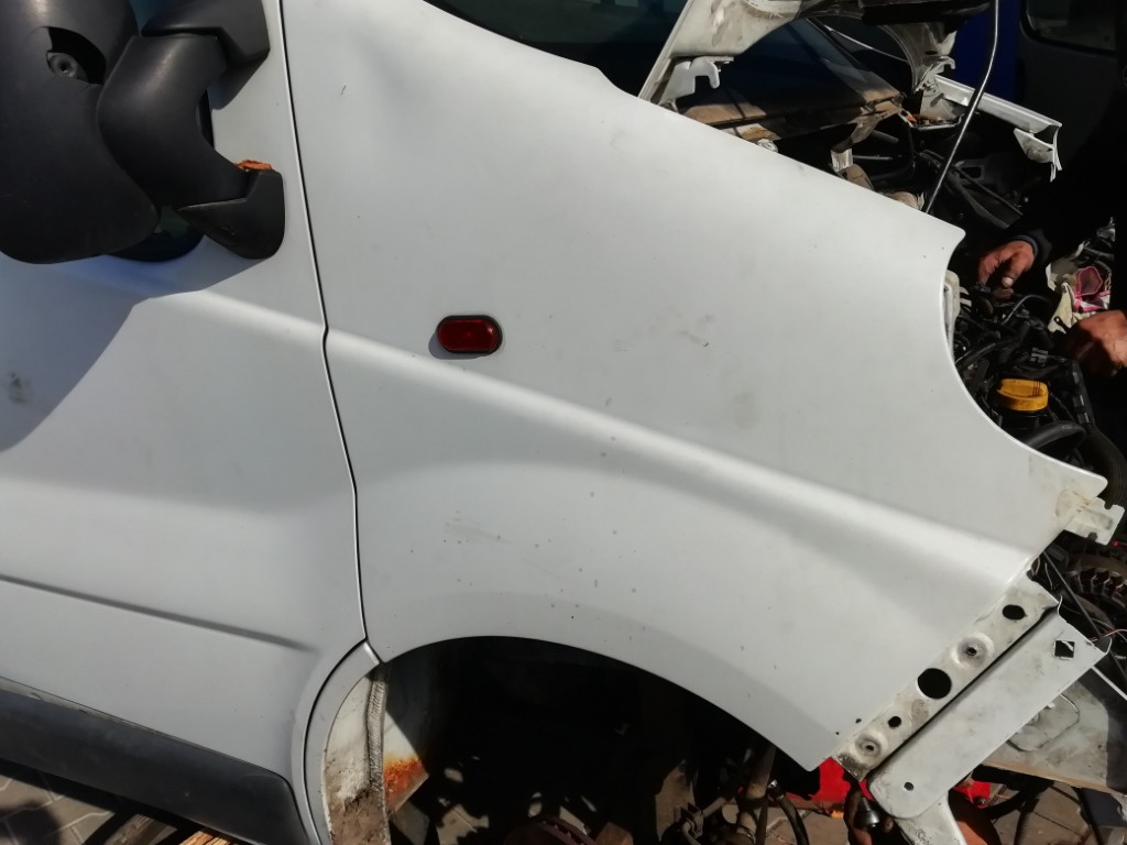 Aripa dreapta fata Renault Trafic 2 Opel