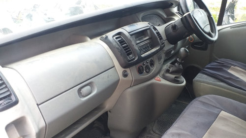 Aripa dreapta fata Renault Trafic 2008 D