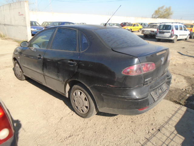 Aripa dreapta fata Seat Cordoba 2003 Ber