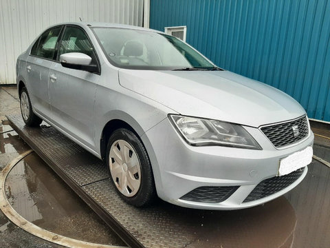 Aripa dreapta fata Seat Toledo 2015 Sedan 1.6 TDI