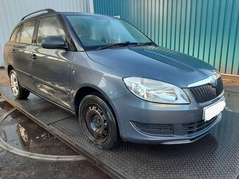 Aripa dreapta fata Skoda Fabia 2 2012 Break 1.6 TDI