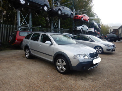 Aripa dreapta fata Skoda Octavia 2 2007 COMBI SCOU