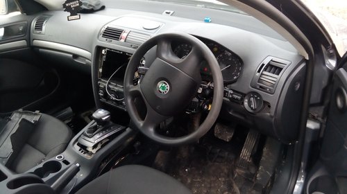 Aripa dreapta fata Skoda Octavia 2007 Br