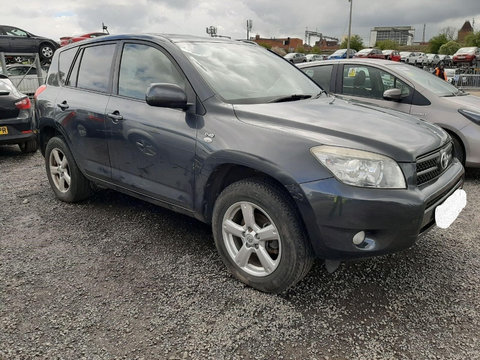 Aripa dreapta fata Toyota RAV 4 2007 SUV 2.2 TDI