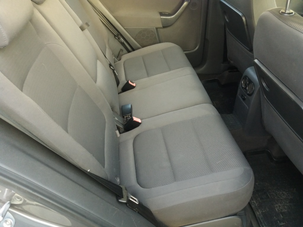 Aripa dreapta fata Volkswagen Golf 5 Plu