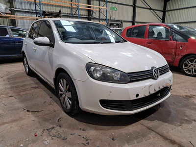 Aripa dreapta fata Volkswagen Golf 6 2010 HATCHBAC