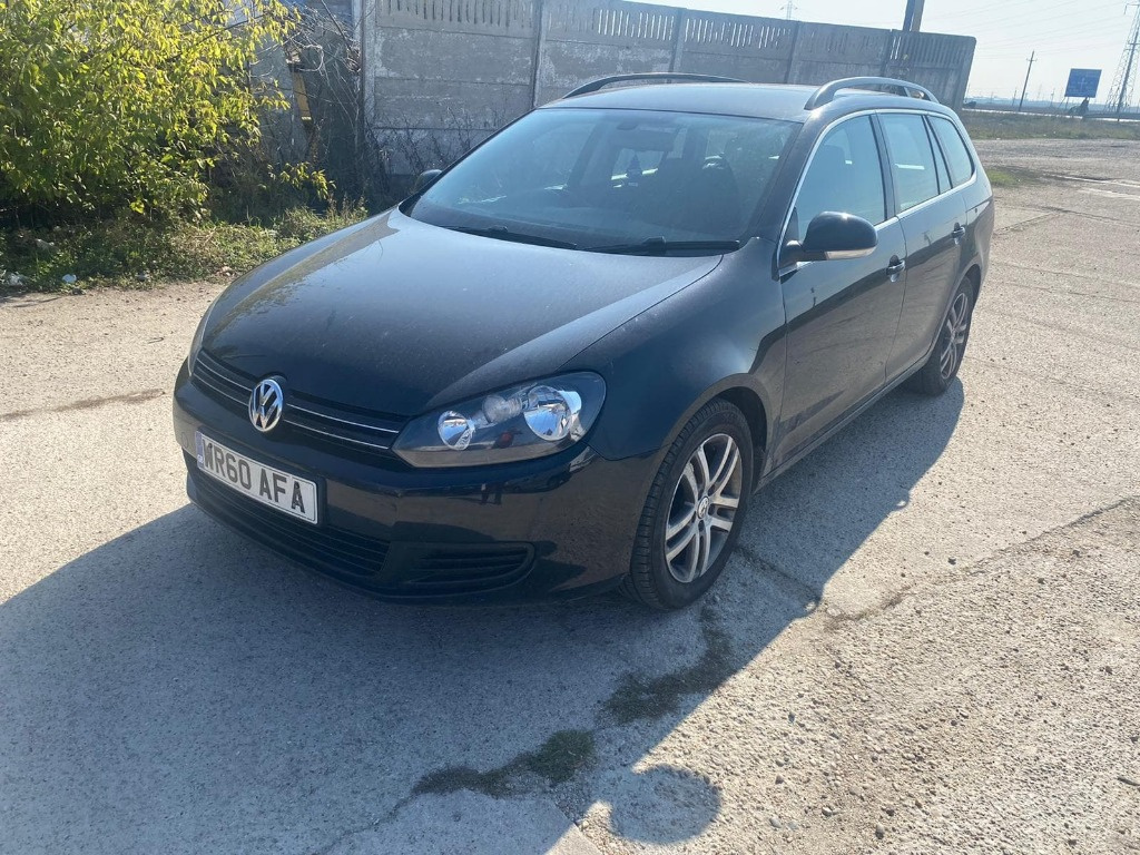 Aripa dreapta fata Volkswagen Golf 6 2011 BREAK 1,6