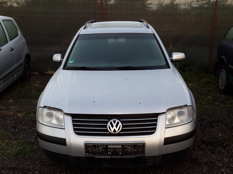 Aripa dreapta fata Volkswagen Passat B5 2001 break 1.8T