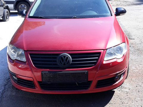 Aripa dreapta fata Volkswagen Passat B6 2005 COMBI 1.9