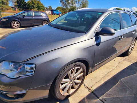 Aripa dreapta fata Volkswagen Passat B6 2007 COMBI 2,O TDI