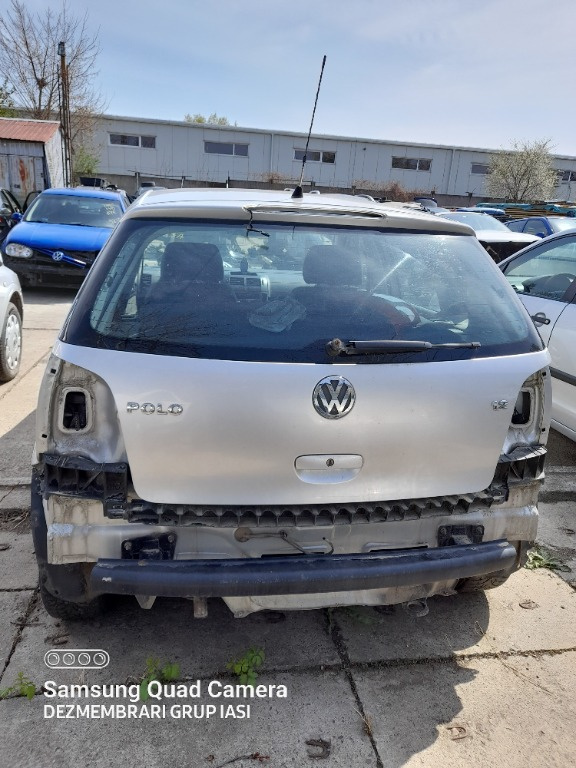 Aripa dreapta fata Volkswagen Polo 9N 20