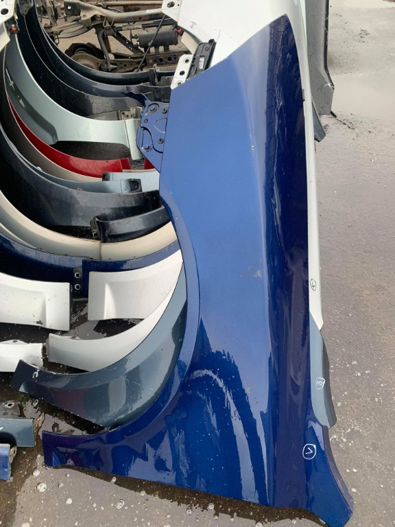 Aripa dreapta pentru Skoda Octavia, volan pe stanga