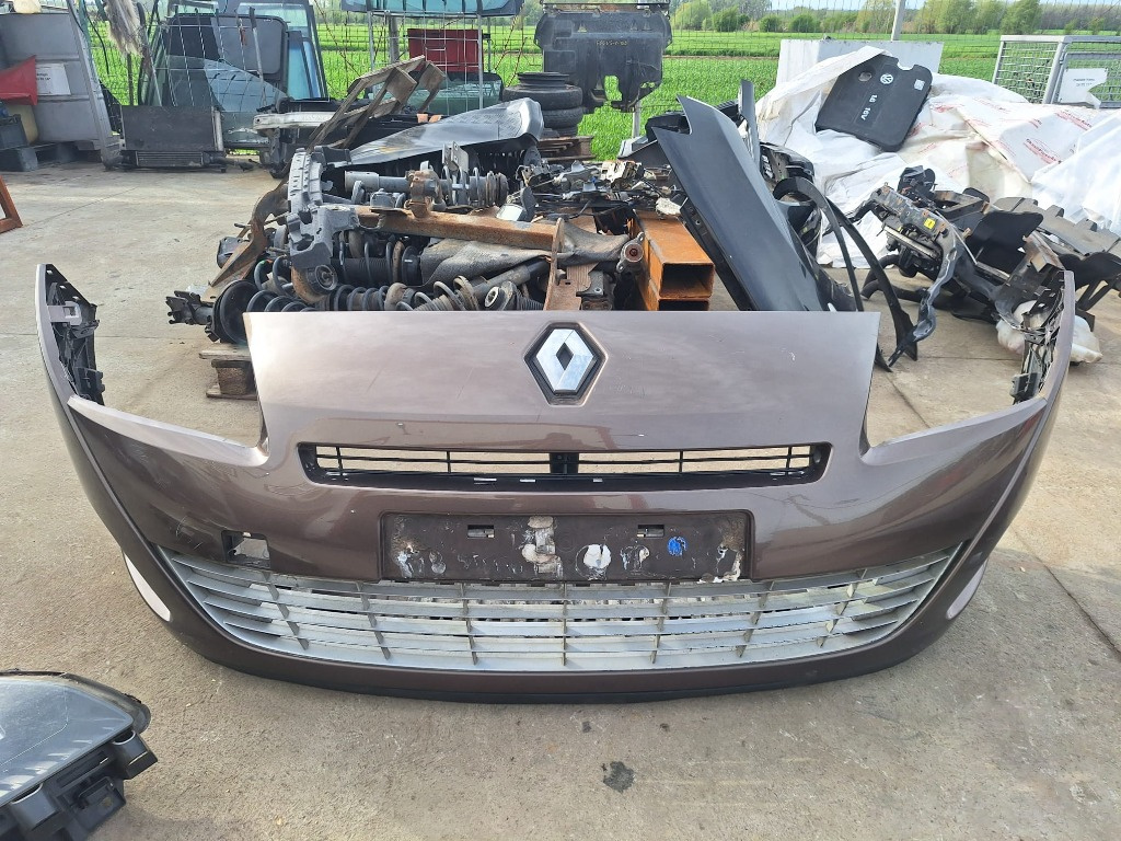 ARIPA DREAPTA RENAULT SCENIC 3 2009 2010 2011 2012