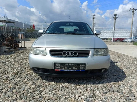 Aripa dreapta spate Audi A3 8L 2002 Hatchback 1.6i