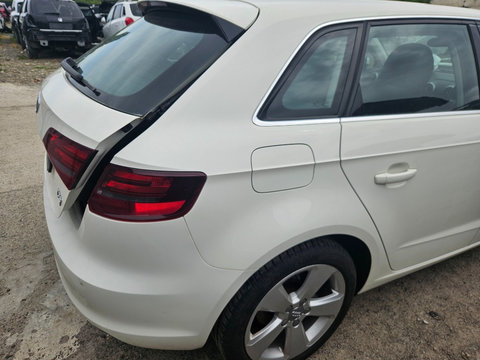 Aripa Dreapta Spate Audi A3 8V Spaceback 2015