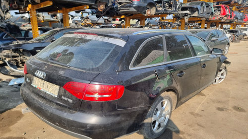 Aripa dreapta spate Audi A4 B8 2010 avan