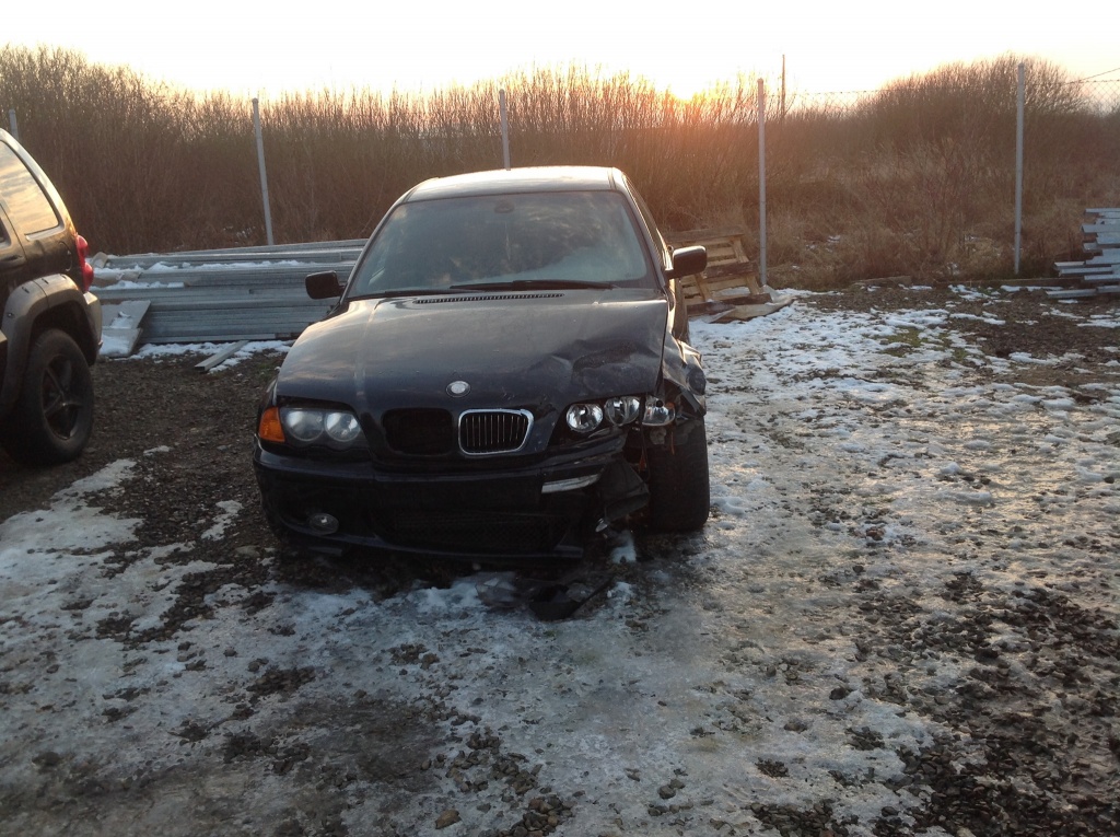 Aripa dreapta spate BMW E46 2000 BERLINA 2.0 d