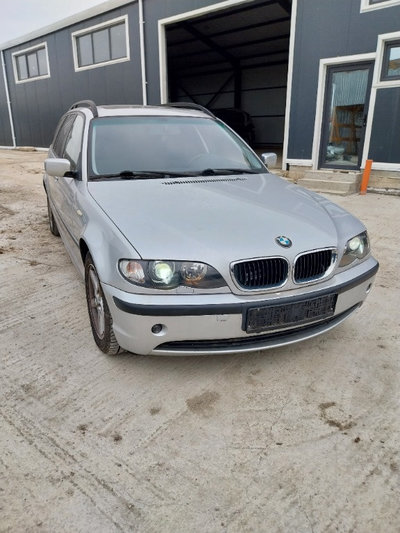 Aripa dreapta spate BMW E46 2004 Break 2.0