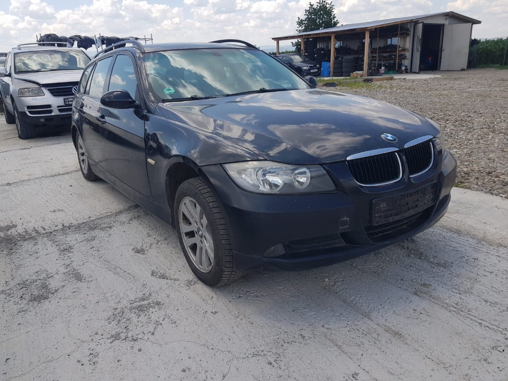 Aripa dreapta spate BMW E91 2007 BREAK 2.0TDI