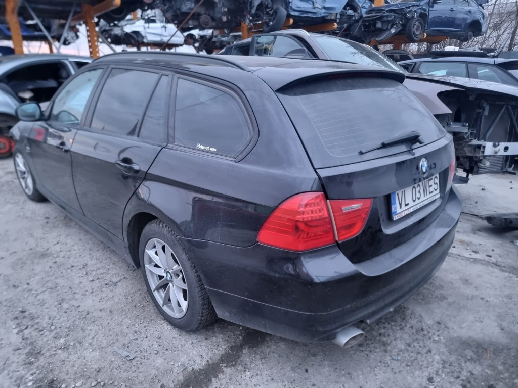 Aripa dreapta spate BMW E91 2011 break 2.0 d 184 cp N47D20C xDrive